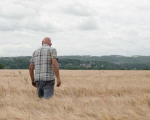 Intensif : ces agriculteurs alliés de la Terre |  Cinéma