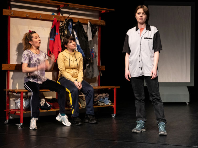 En finir avec Eddy Bellegueule | Scolaires Théâtre