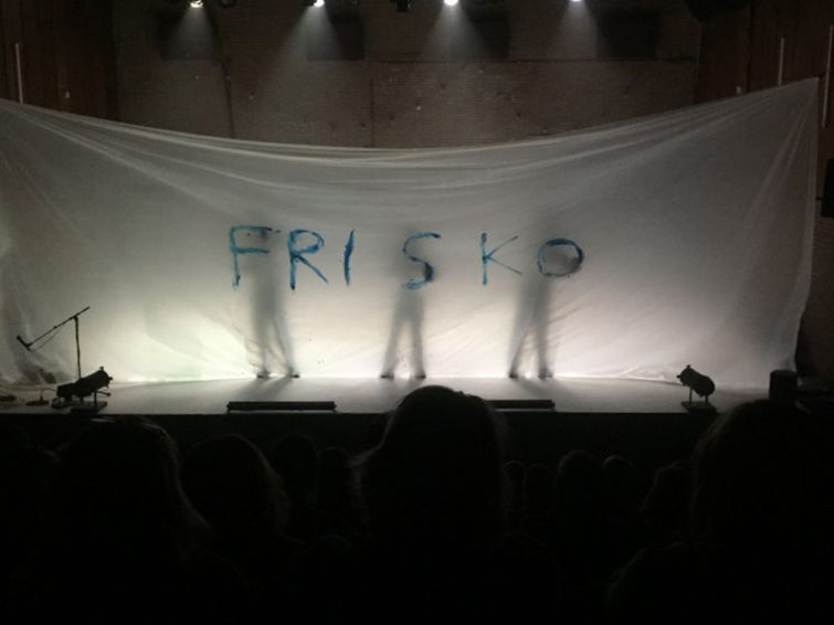 Frisko et crème glacée, Teenager Tragedy | Scolaires Théâtre