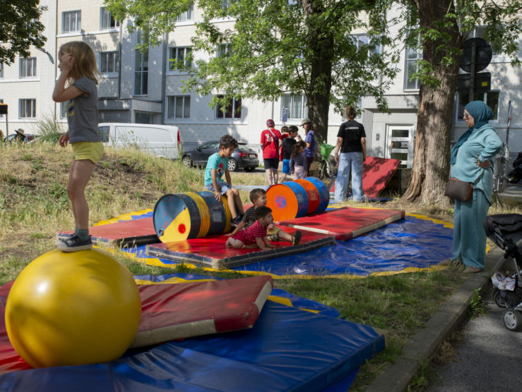 QUEL CIRQUE ! 2026 | Extérieur Ateliers