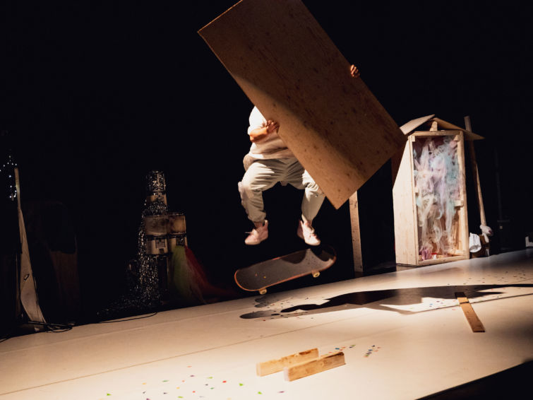 LES FRICHES | Festival Performance