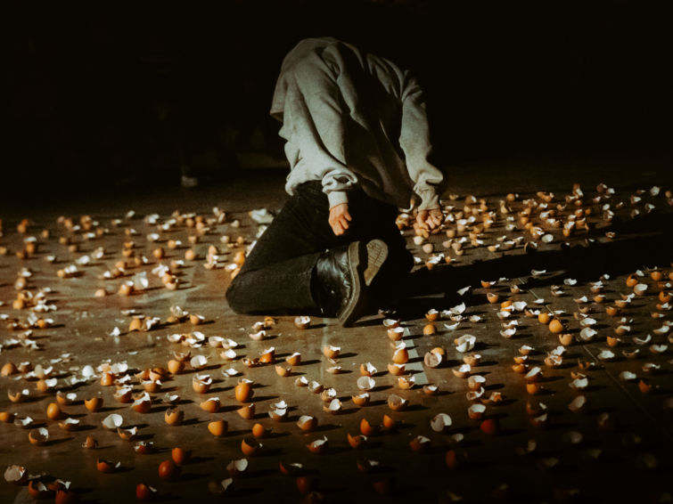 Émeute | Performance