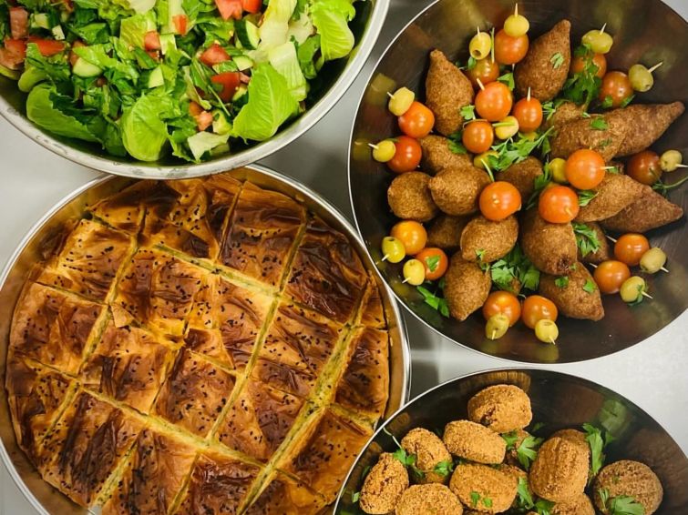 YAZAN I TABLES D'HÔTES |  Marché créateurices