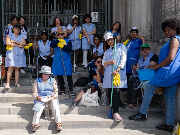 Qui prend soin de celles qui prennent soin ? |  Expos