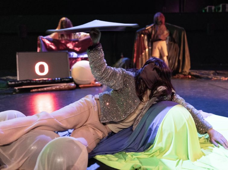 Piñata Cake | Festival Cirque