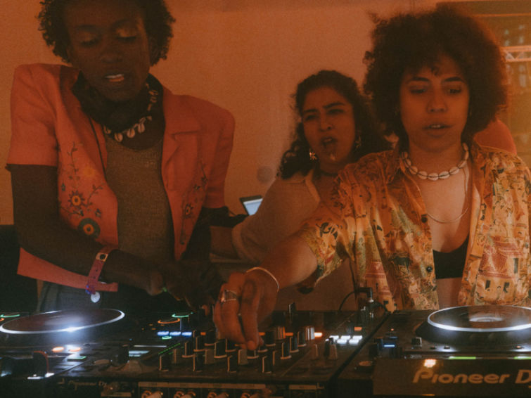 TROPICAL DJIPSIES | FÊTE DE FIN DE SAISON ! Musique